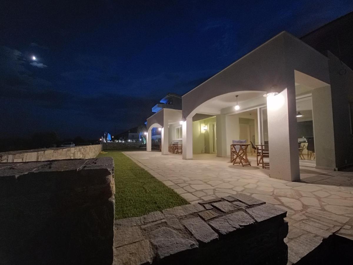 7 Grapes Aparthotel Elevtherai Bagian luar foto